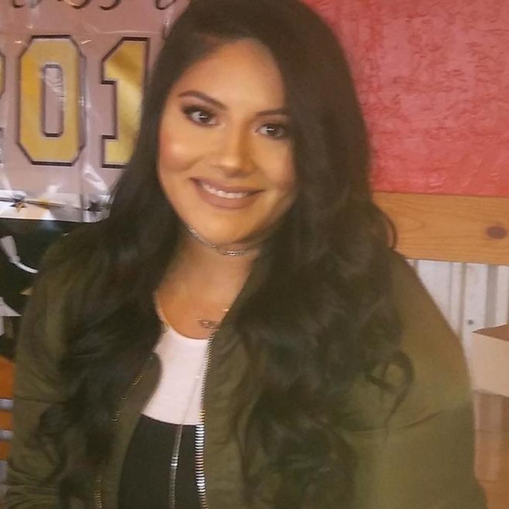Meet your Posher, Alyssa
